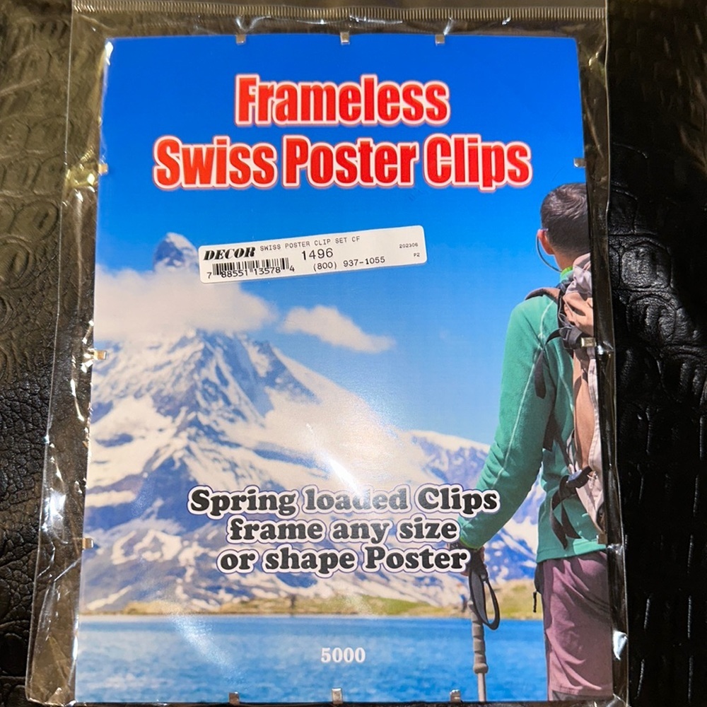 Frameless
Swiss Poster Clips